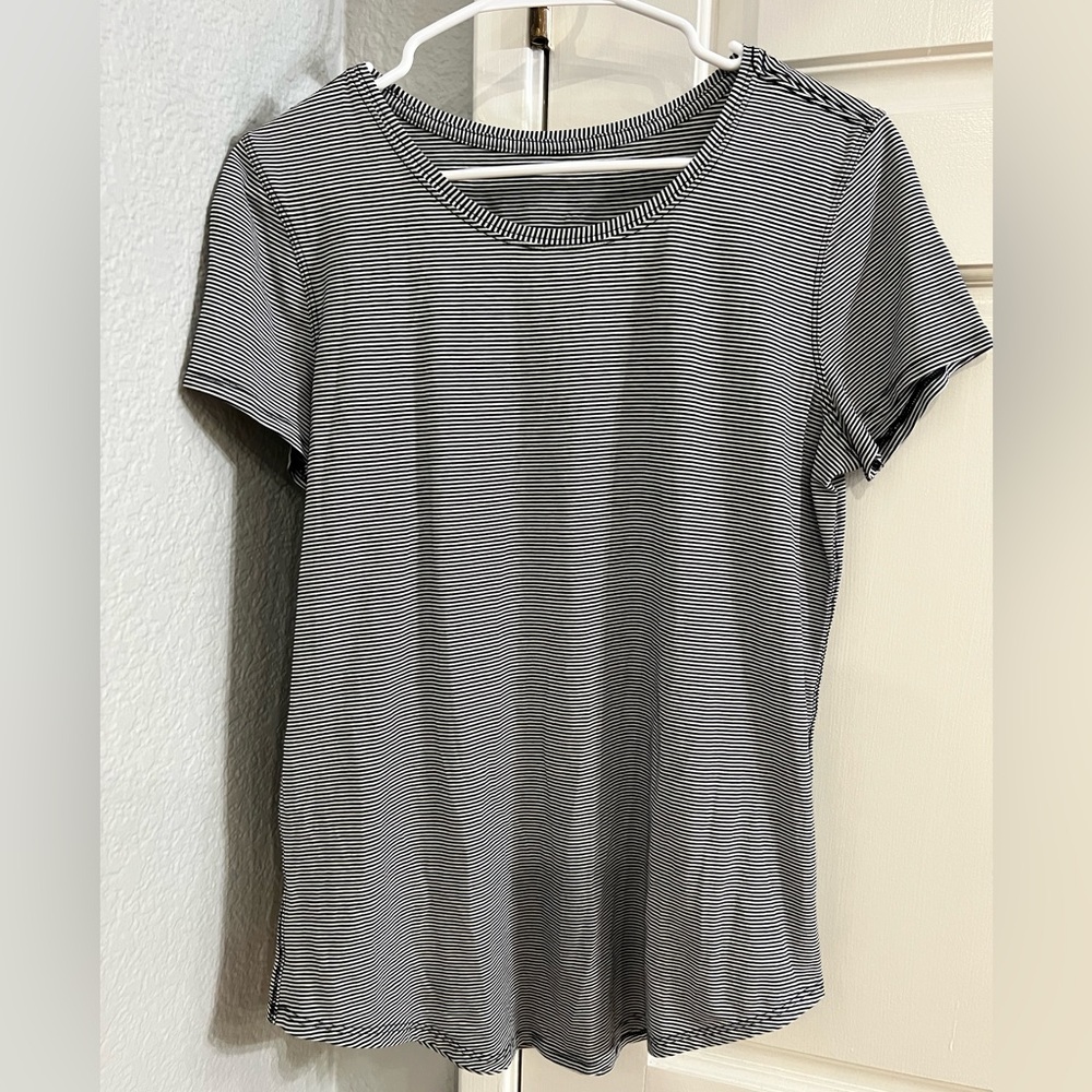 Lululemon Striped Gray Women's Top